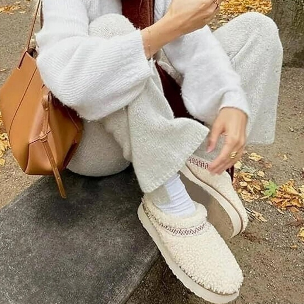 Tazz Sherpa Platform Slipper